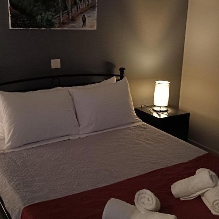 Andros Guesthouses エクステリア 写真