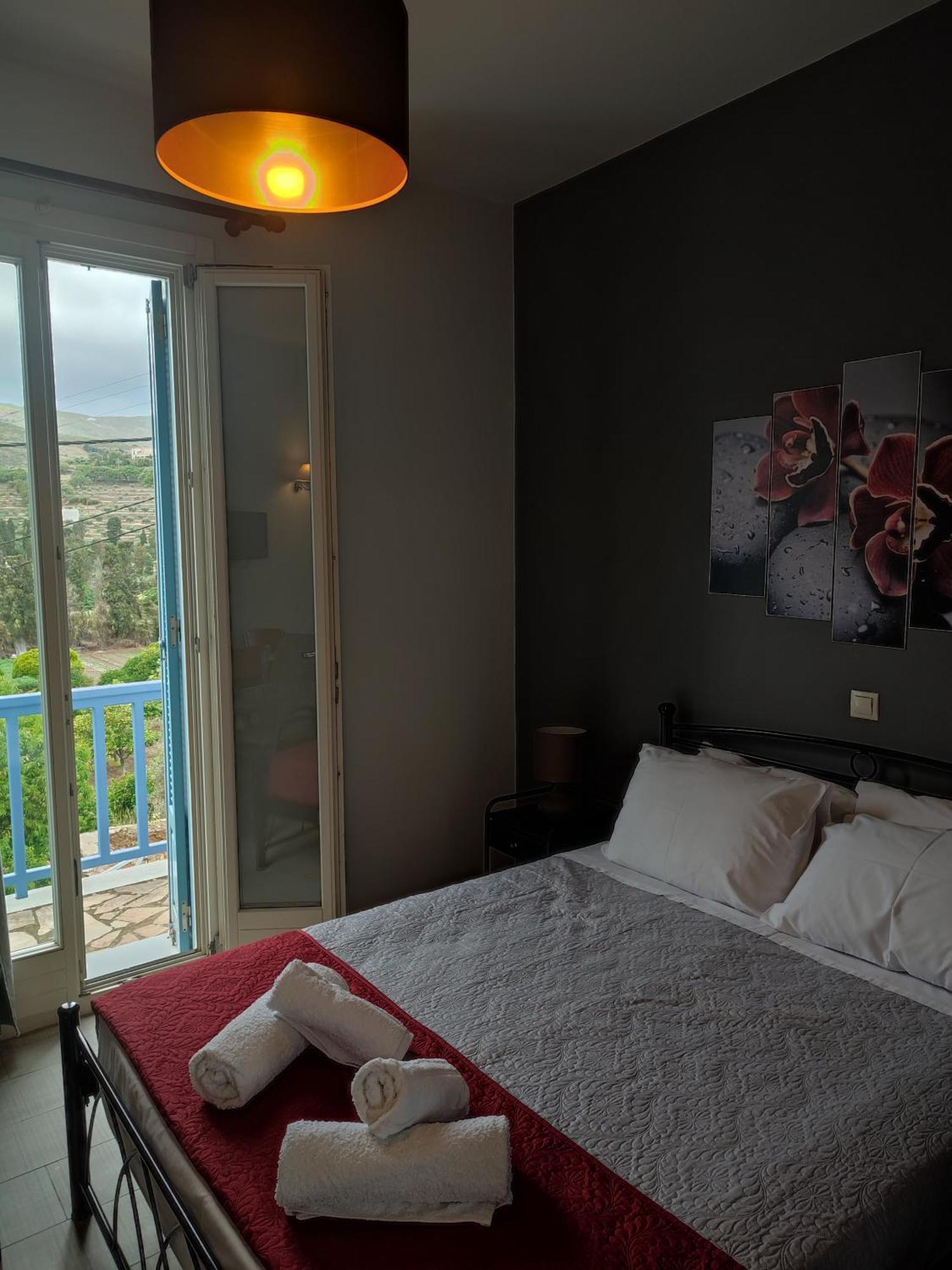Andros Guesthouses エクステリア 写真