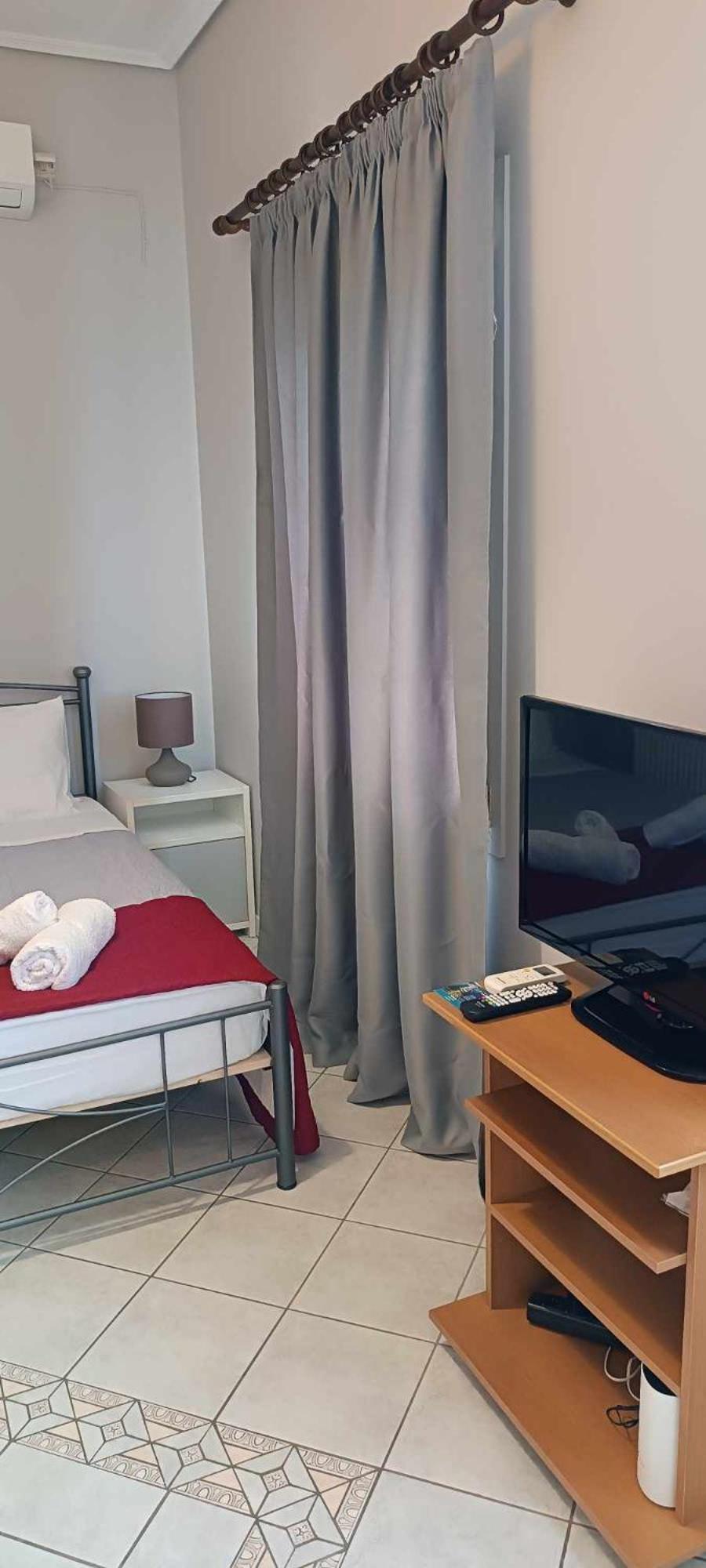 Andros Guesthouses 部屋 写真