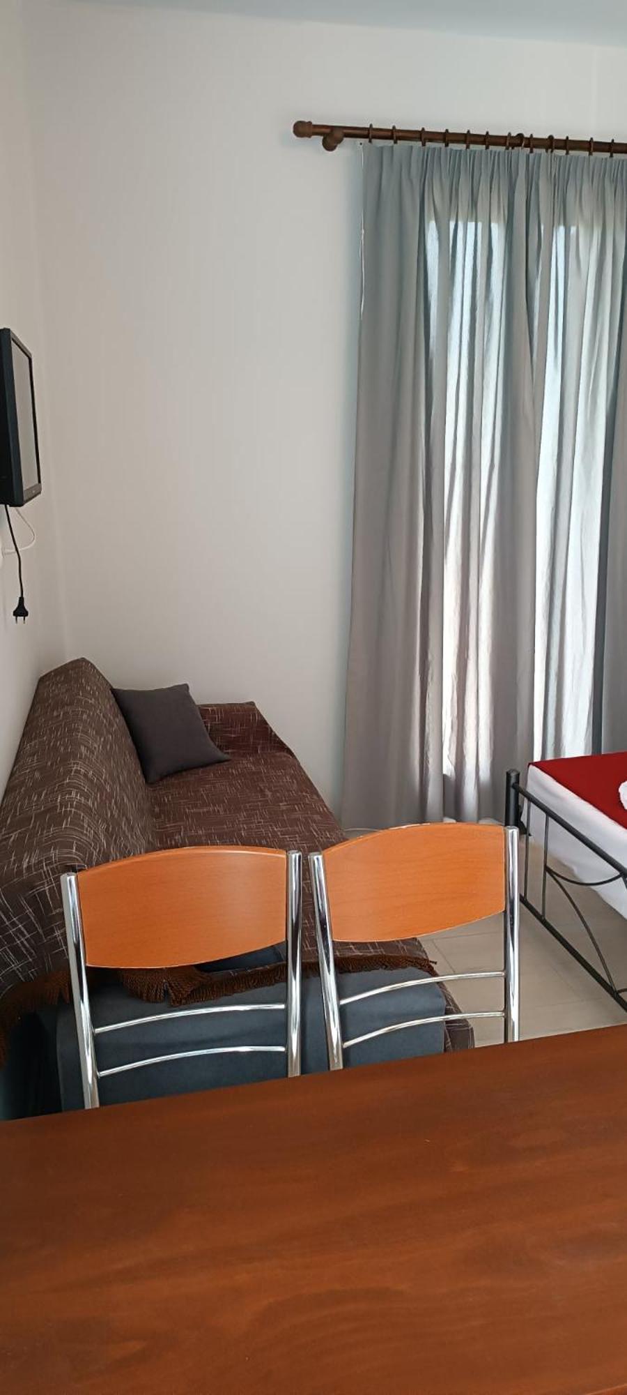 Andros Guesthouses 部屋 写真